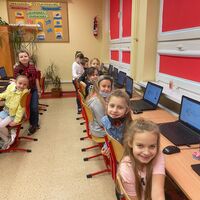 hdimg247f9462875a000685c059f74de9e4